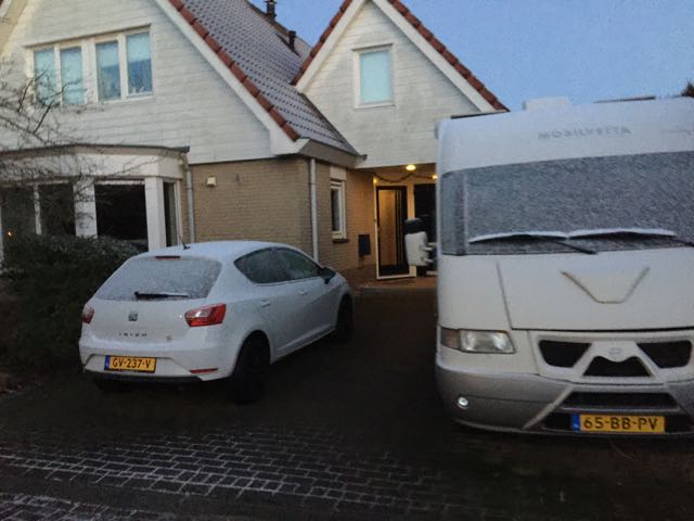 Alles wit